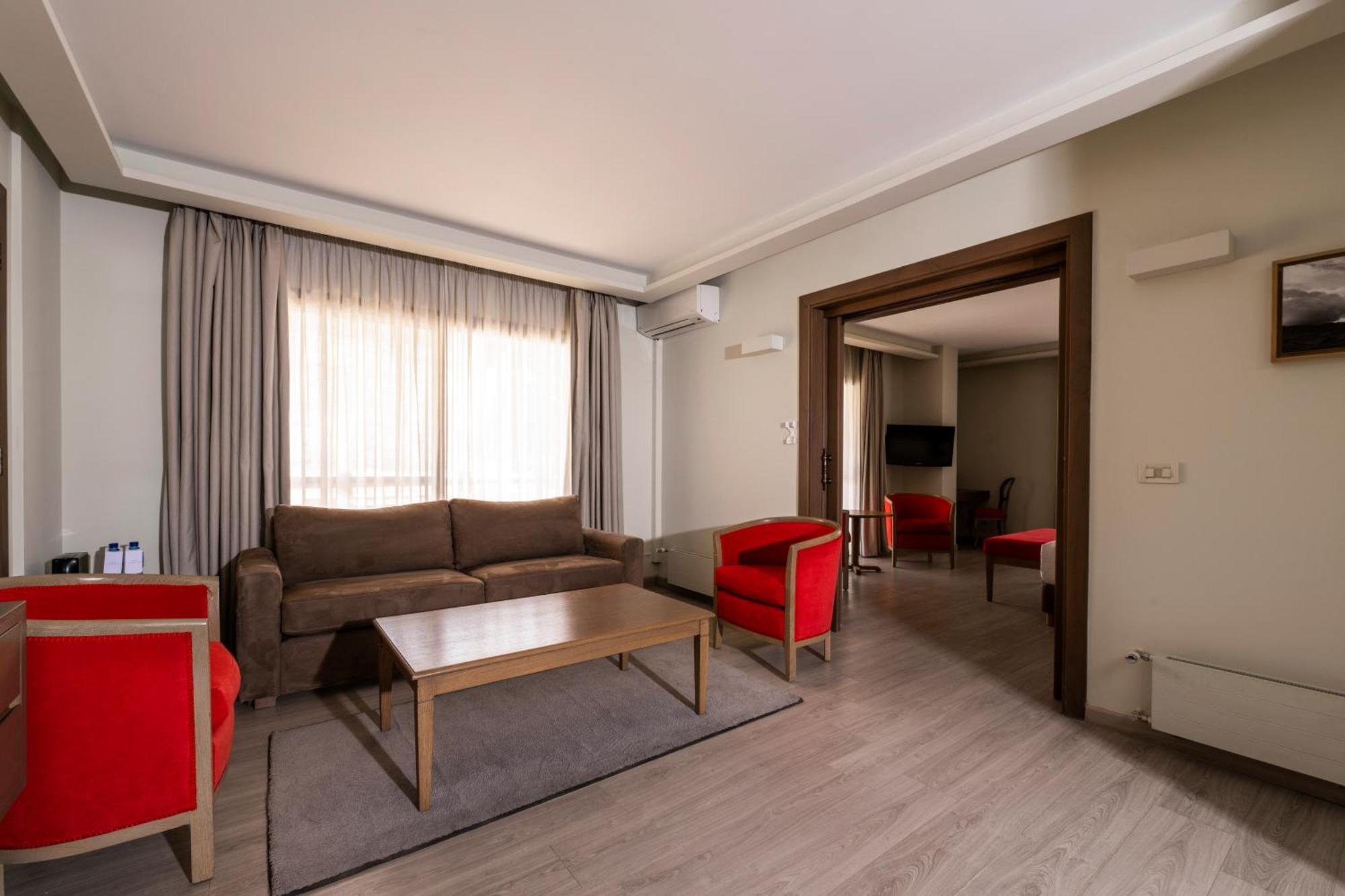 Mzaar Kfardebian Intercontinental Mzaar Lebanon Mountain Resort & Spa By Ihg מראה חיצוני תמונה