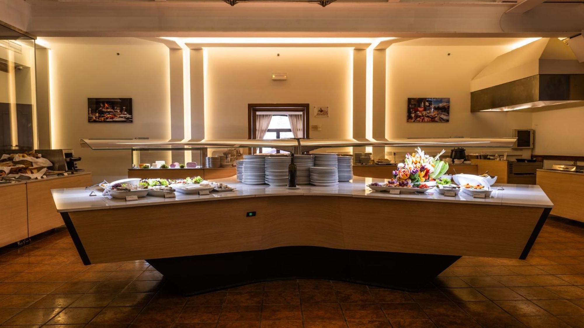Mzaar Kfardebian Intercontinental Mzaar Lebanon Mountain Resort & Spa By Ihg מראה חיצוני תמונה